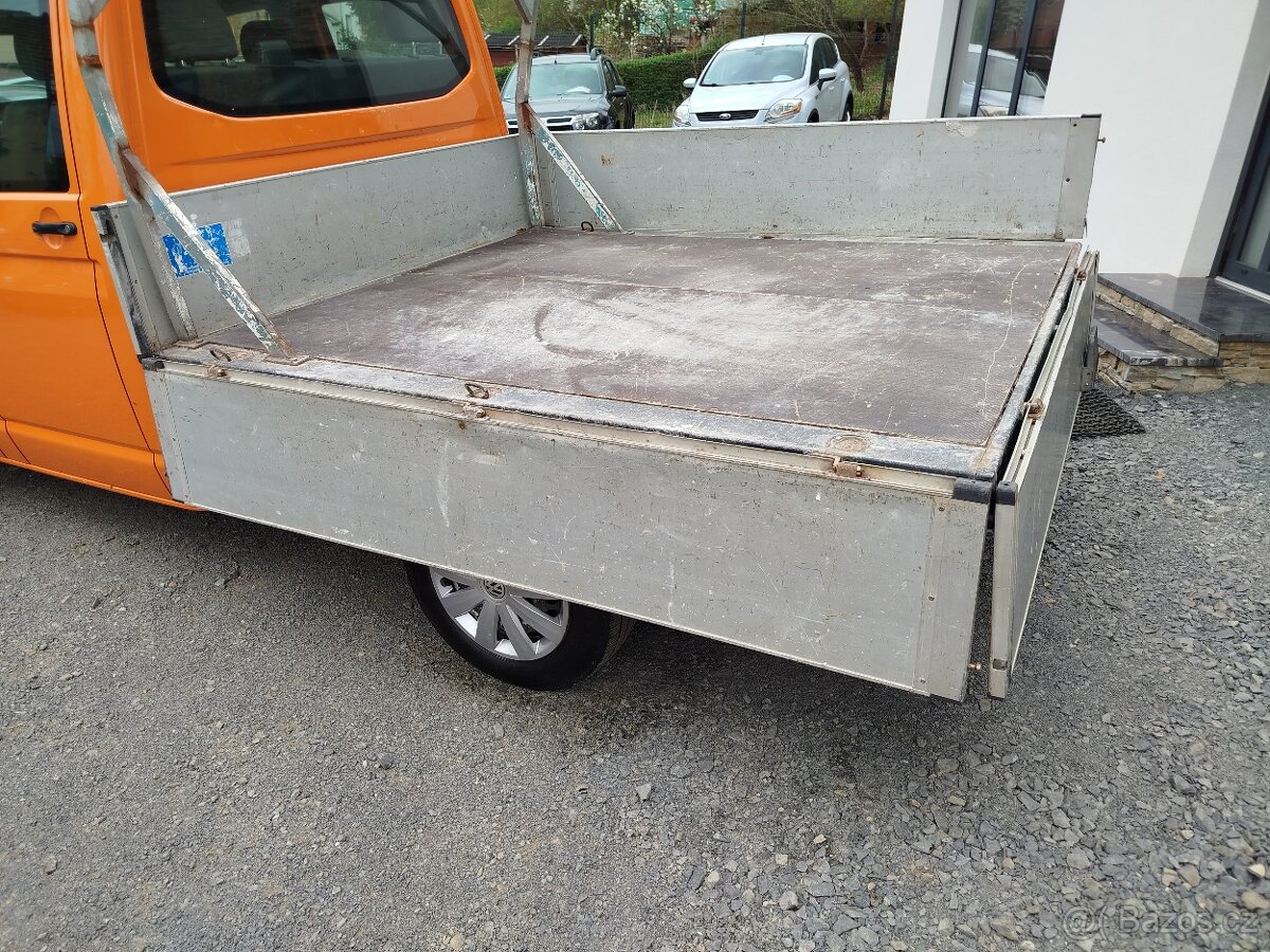 VW T5 TRANSPORTER Valník 2,0 TDi 103kW, DSG, r.v. 11/2010 - 16