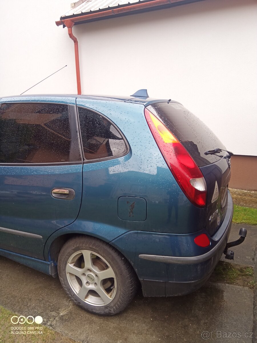 Nissan almera Tino 1,8 - 16