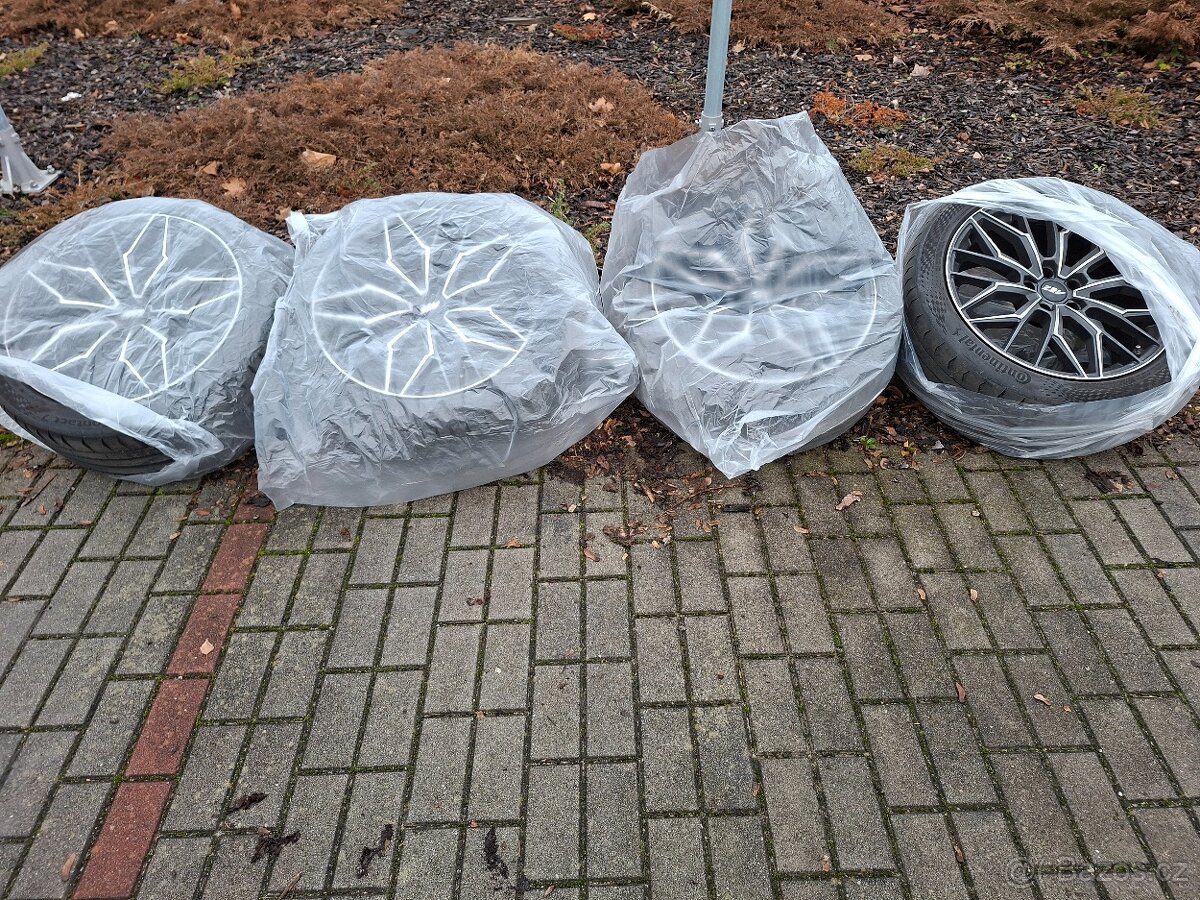 AUDI A6 LIMOUSINE - 16