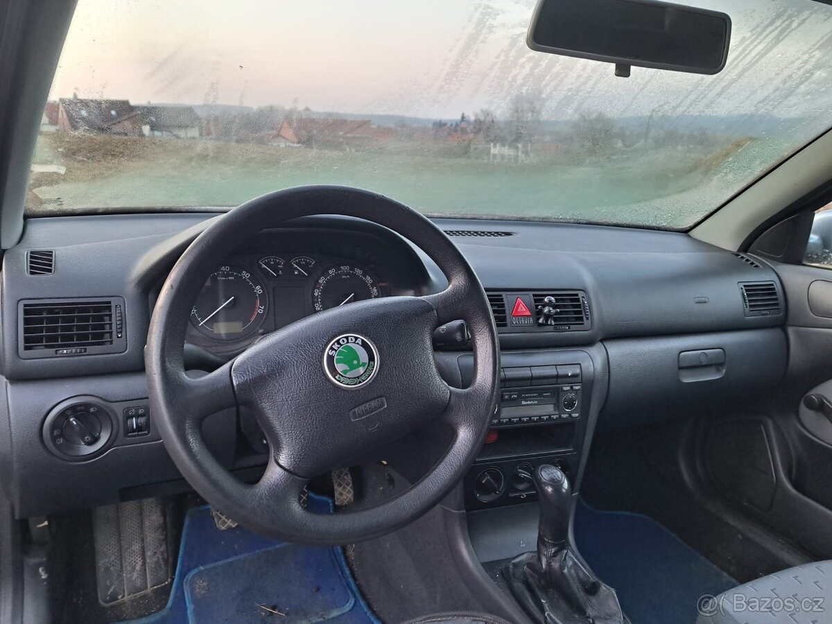 Prodám Škoda Octavia 1.6 MPI + LPG, r. v. 2003 - 16