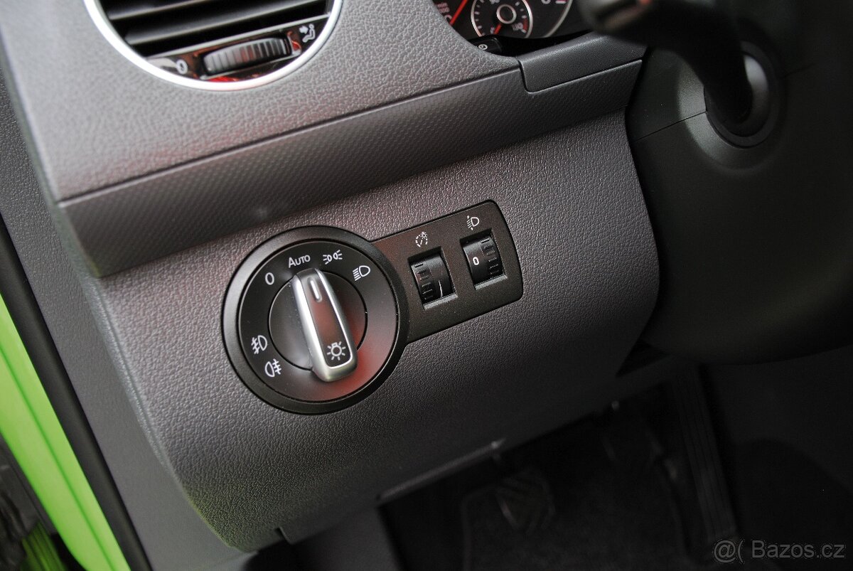 VW Caddy CROSS 1.6TDi - tažné zařízení - 16