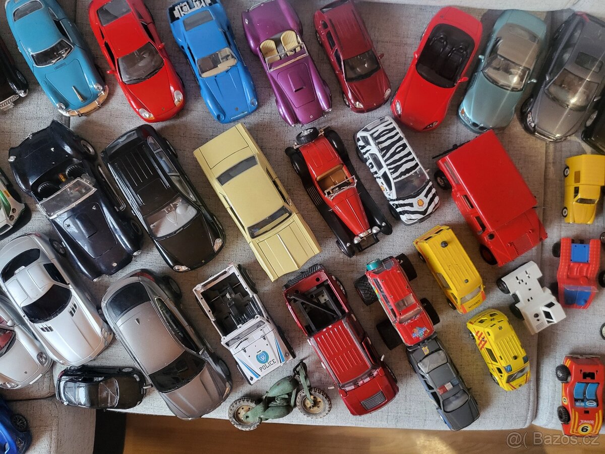 Retro - Autíčka - Mix. - 16