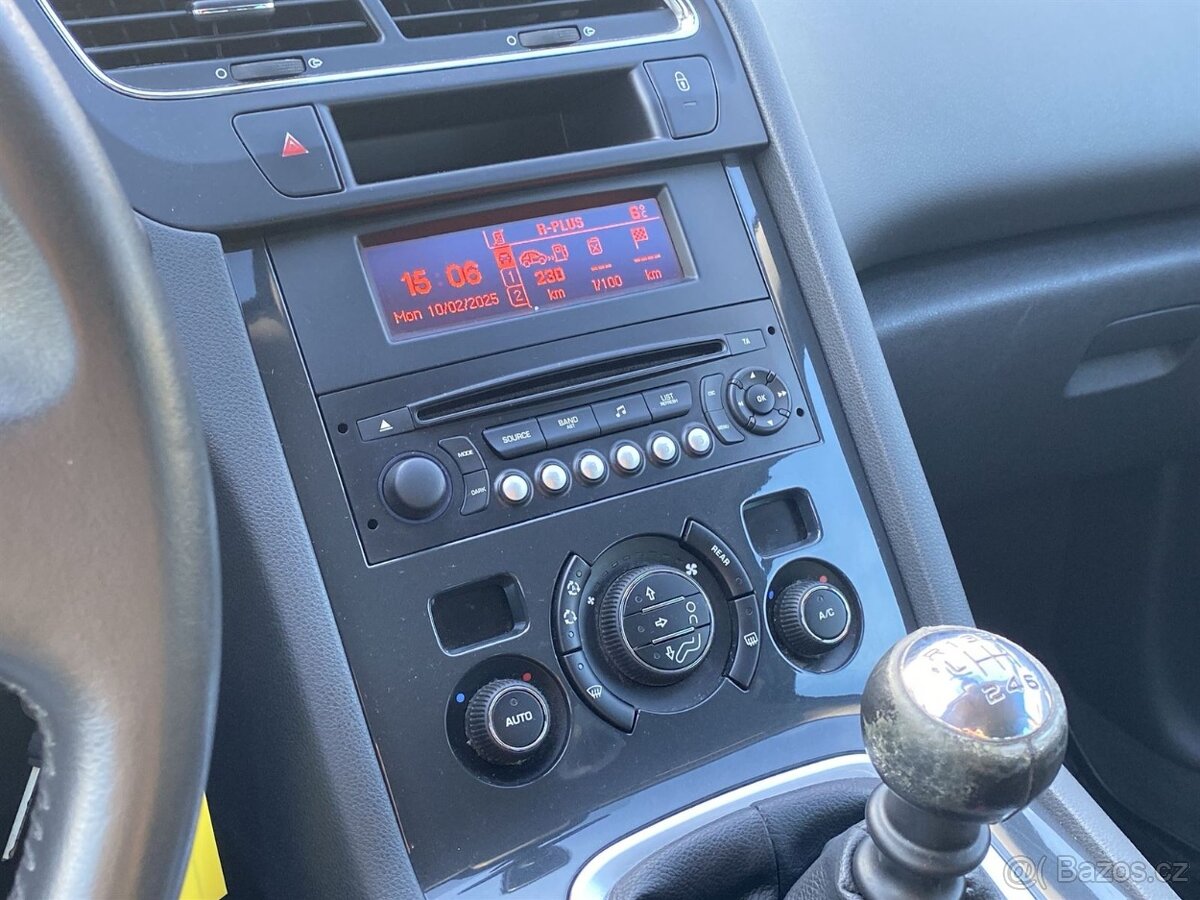 Peugeot 5008 1.6 HDI 82kW tažné + 2. sada - 16