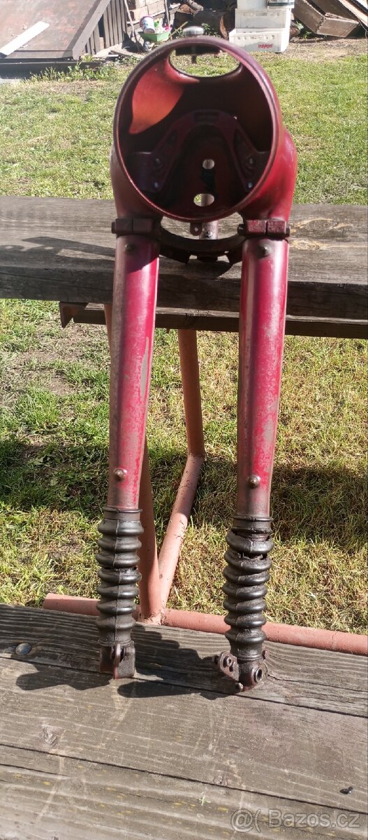 Jawa pérák předek - 16