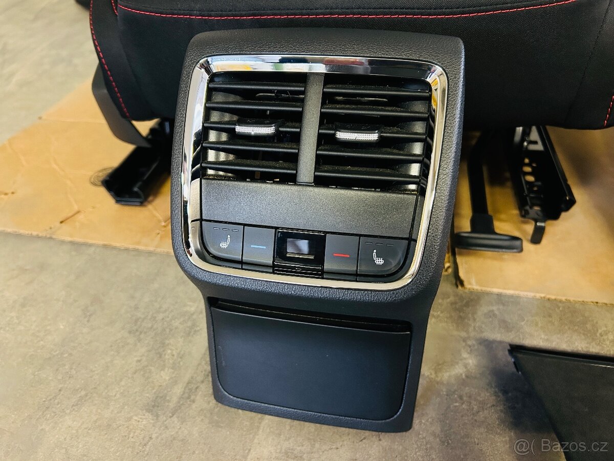 Sedačky / interiér Octavia 4 RS - 16