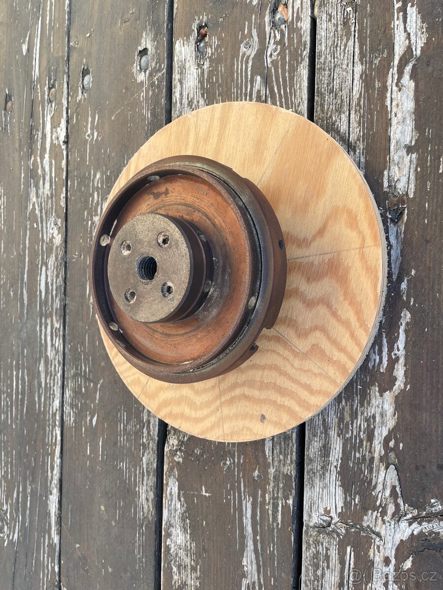 Vylepšený soustruh na dřevo Proma s příslušenstvím - 16