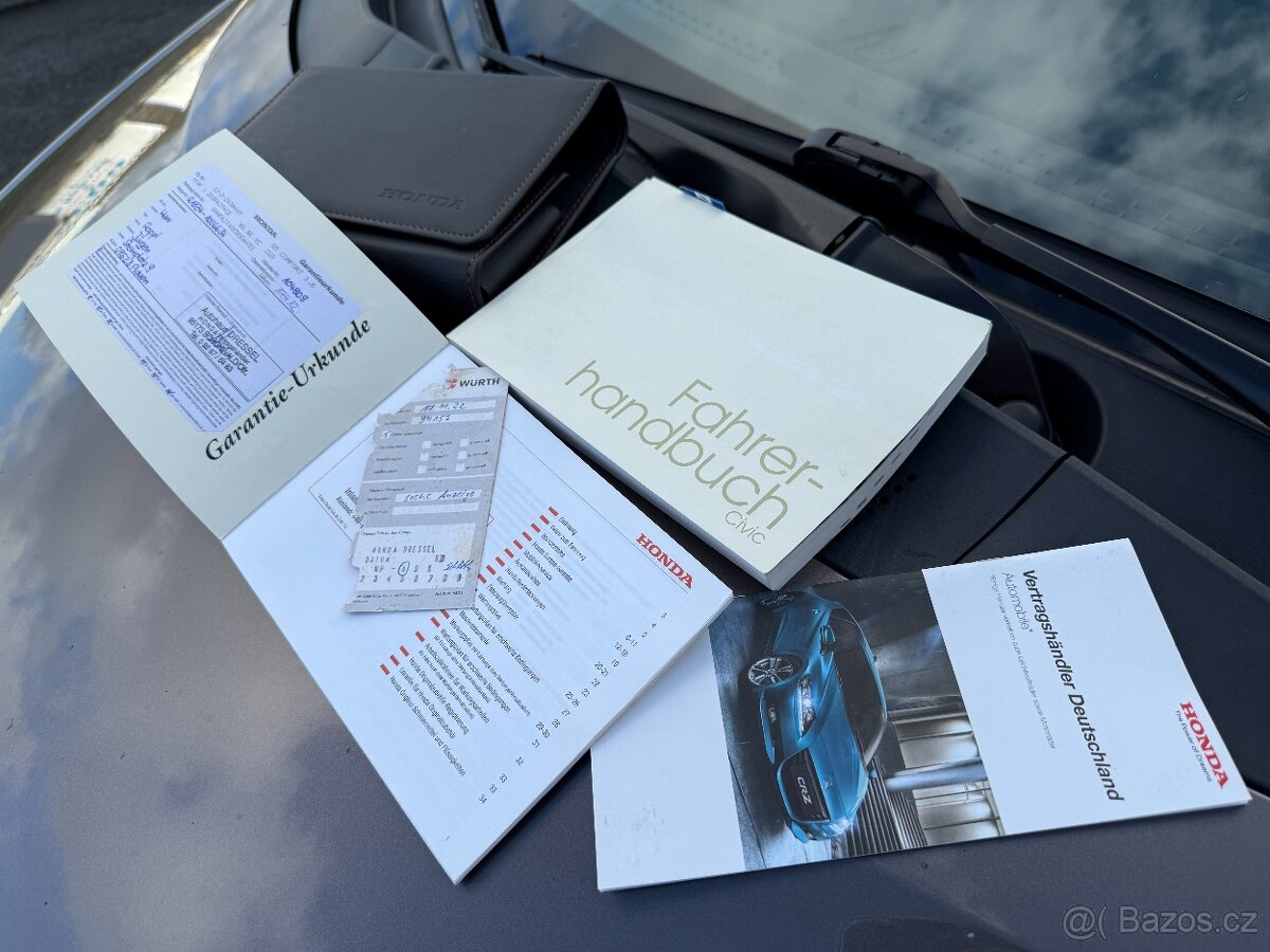Honda Civic 1.8 i-VTEC 104 kW, jen 116.540 km, rok 2012 - 16