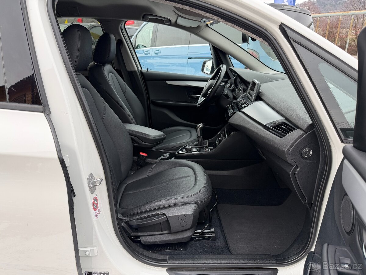 BMW Řada 2, 216d 85kW Active Tourer - 16