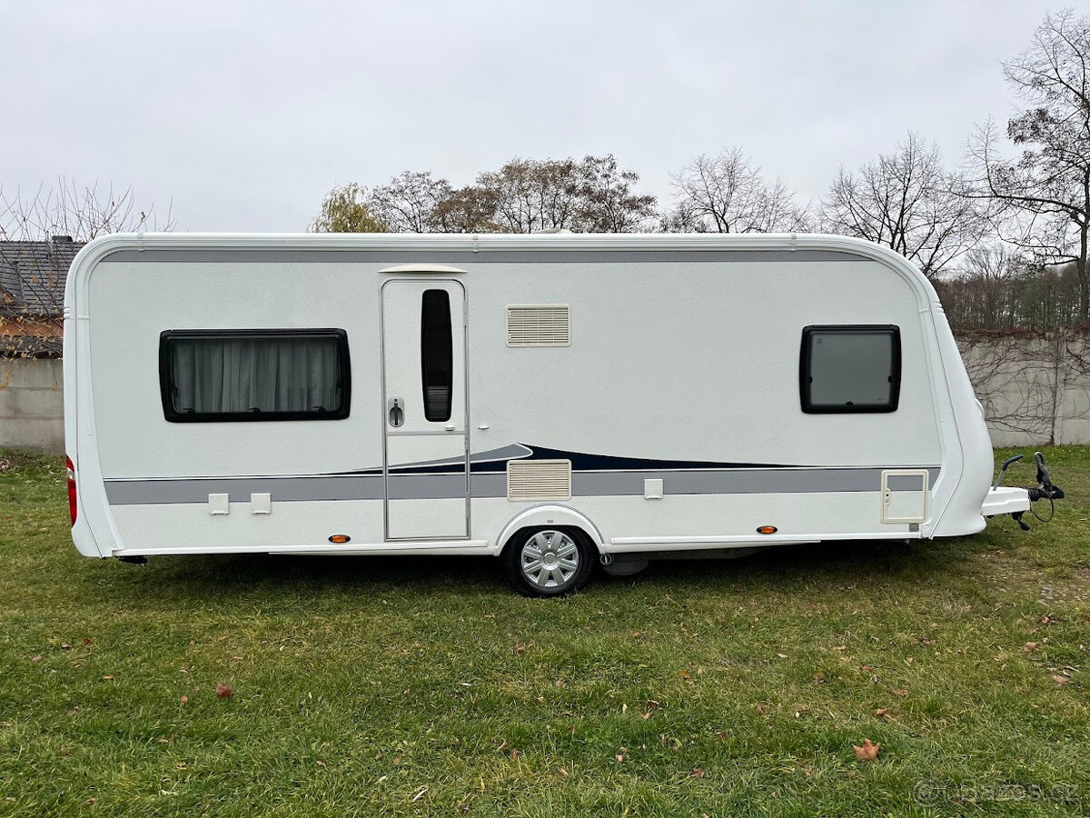 Hobby 560 CFe 2011 MOVER, PŘEDSTAN, DRŽÁK KOL, SUPER STAV - 16