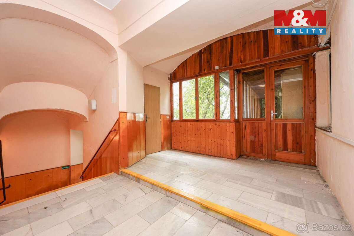 Prodej nájemního domu, 1160 m², Šumperk, ul. nám. Míru - 16