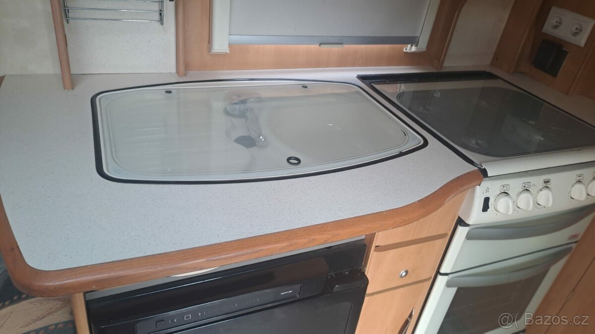 karavan SWIFT 500 SE, Nová Lednice - 16