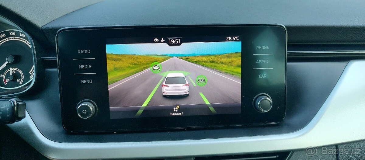 Škoda Scala 1.6 TDI, Ambition+,koupeno v ČR, servis, DPH - 16