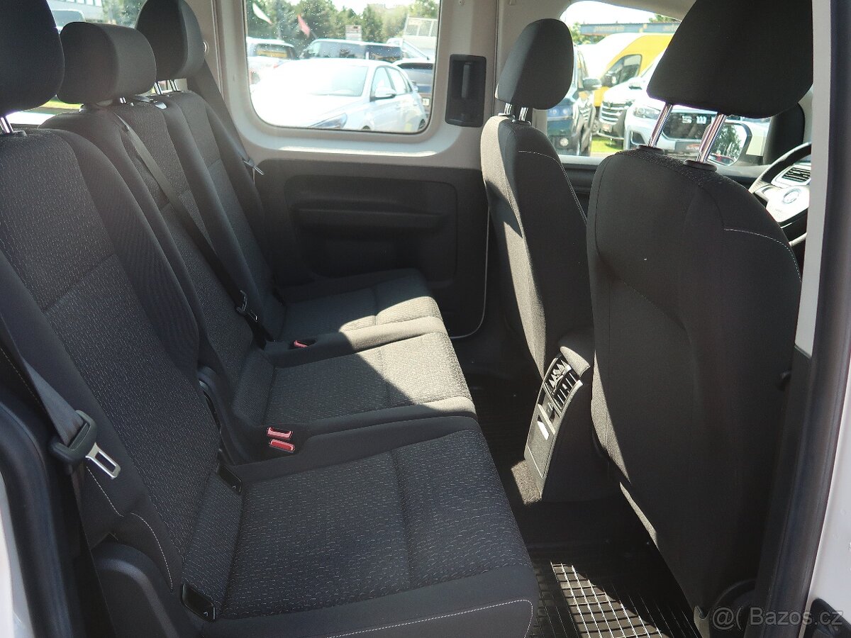 VW Caddy 2.0TDi,75kW,1majČR,tažné,DPH - 16