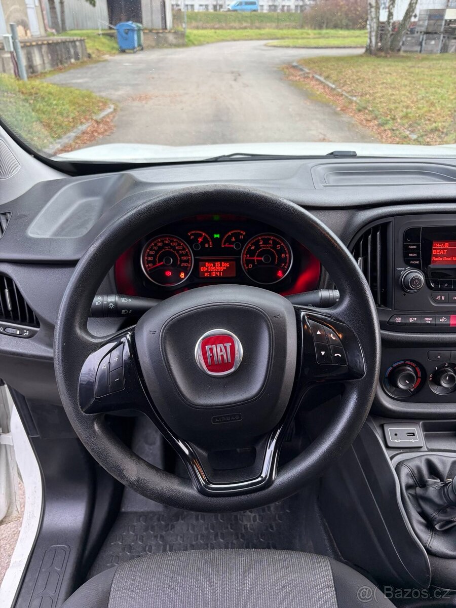 FIAT DOBLO MAXI CARGO 1,6TDI nosnost 1000 kg ADR - 16