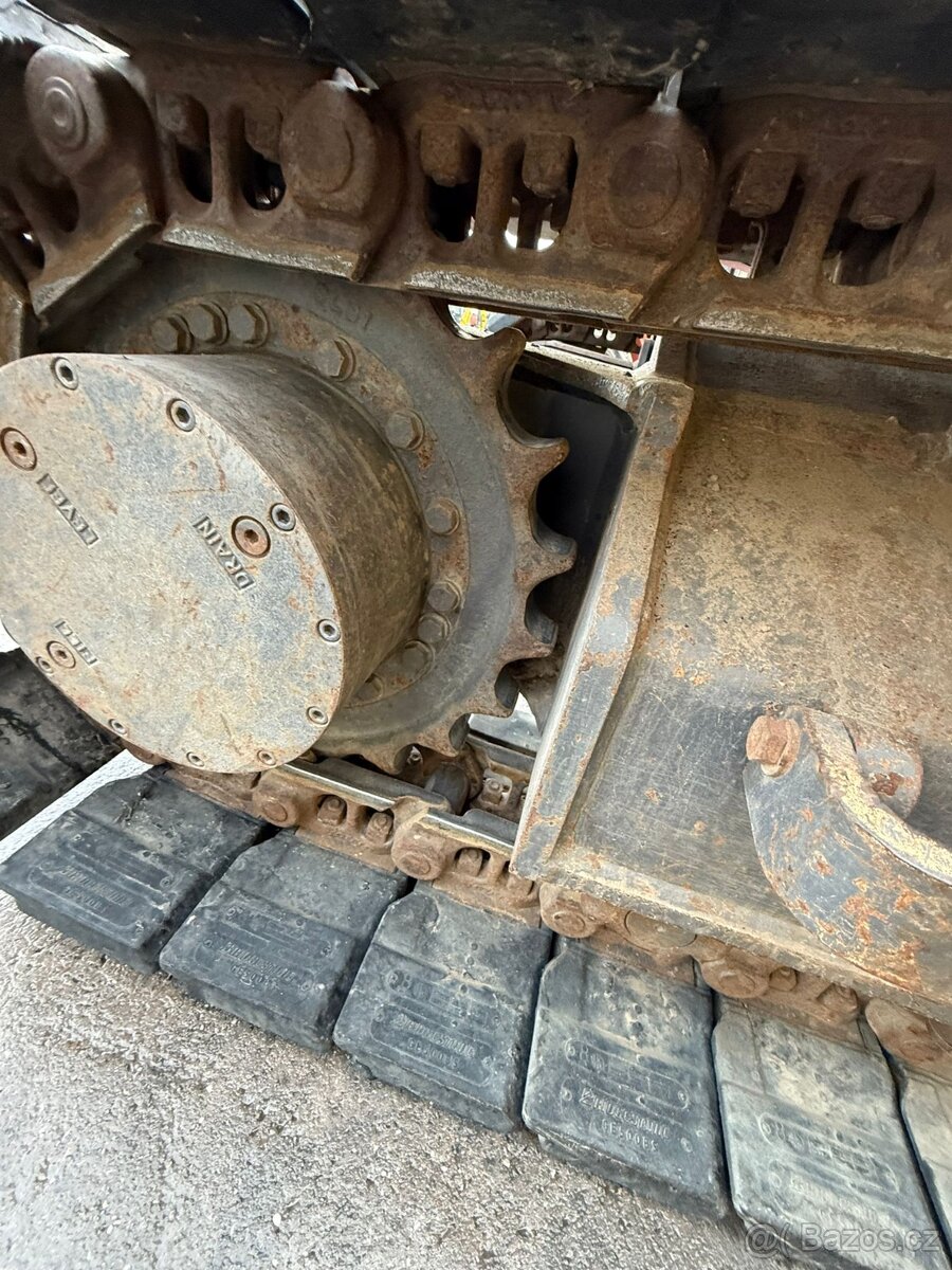 Pásový bagr VOLVO ECR 145EL - 16