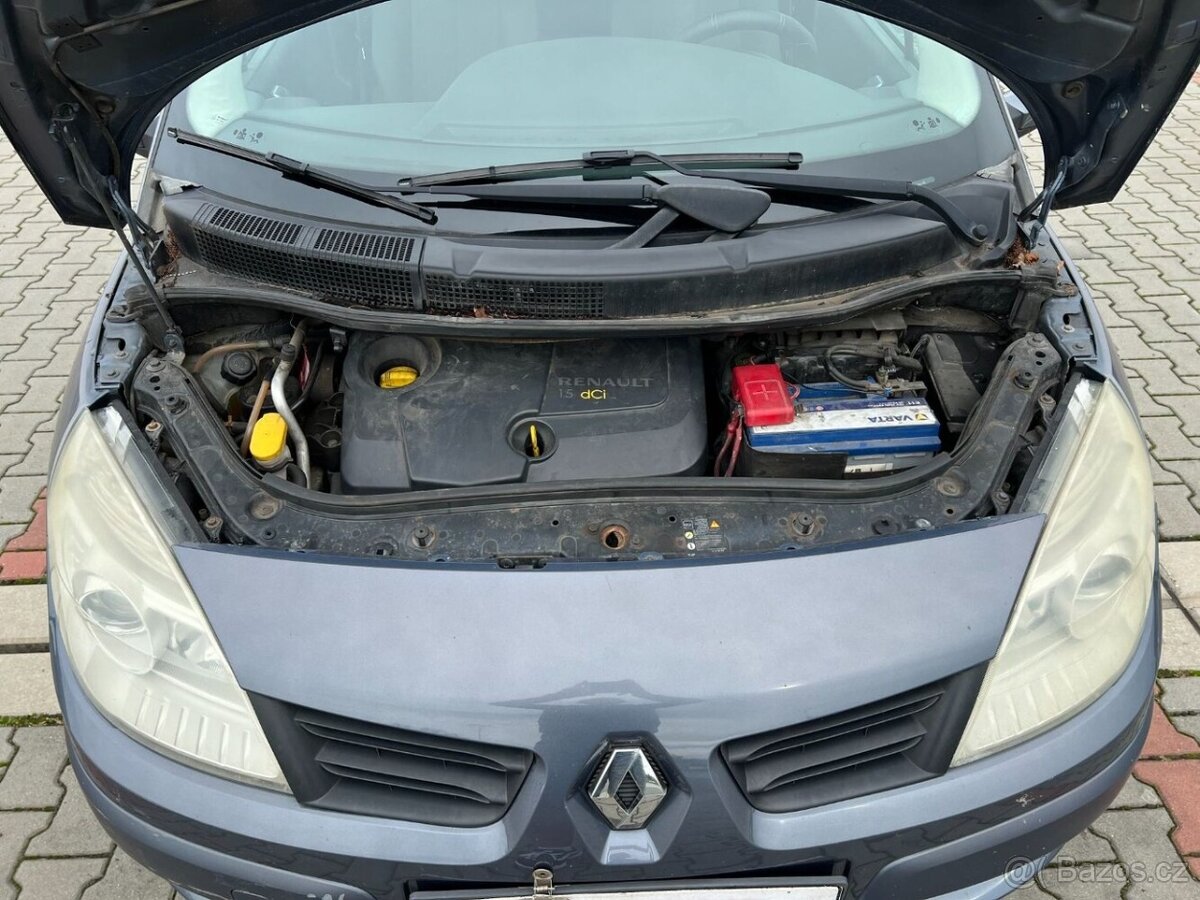 Renault Scenic 1.5 DCi 78kw koup. ČR - 16