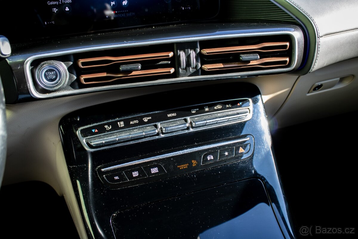 Mercedes-Benz EQC 2022 - 16