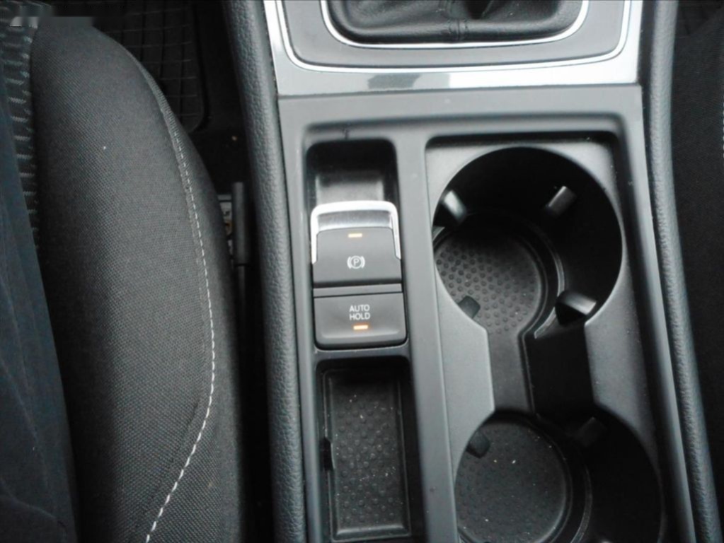 Volkswagen Golf,1,6 TDi - 16