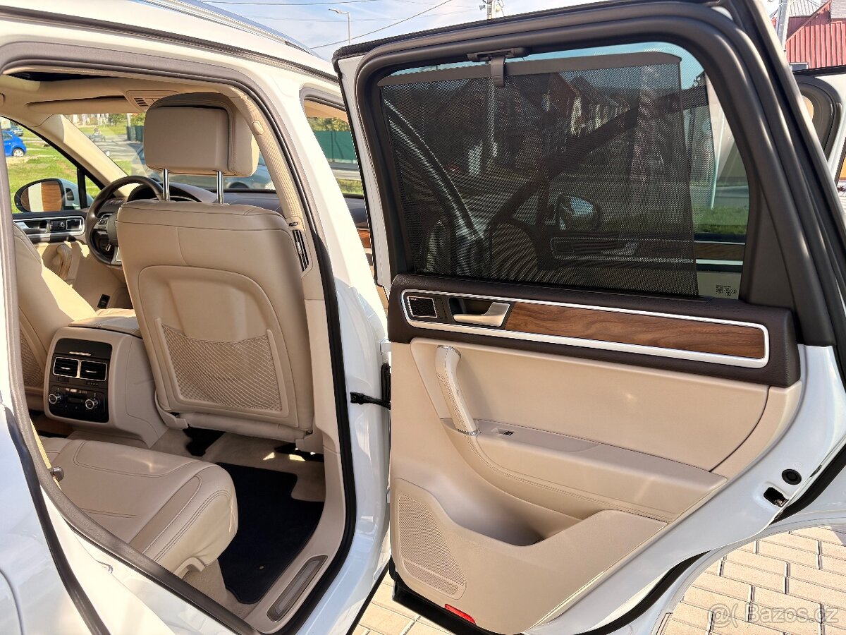 Touareg 3.0 TDi R-line Terrain-Tech - 16