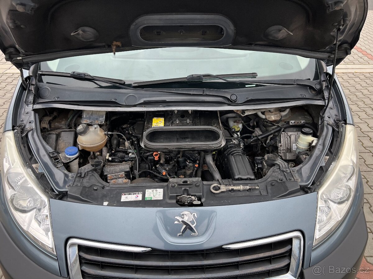Peugeot Expert 2.0 HDi 94kw long Webasto lůžko - 16