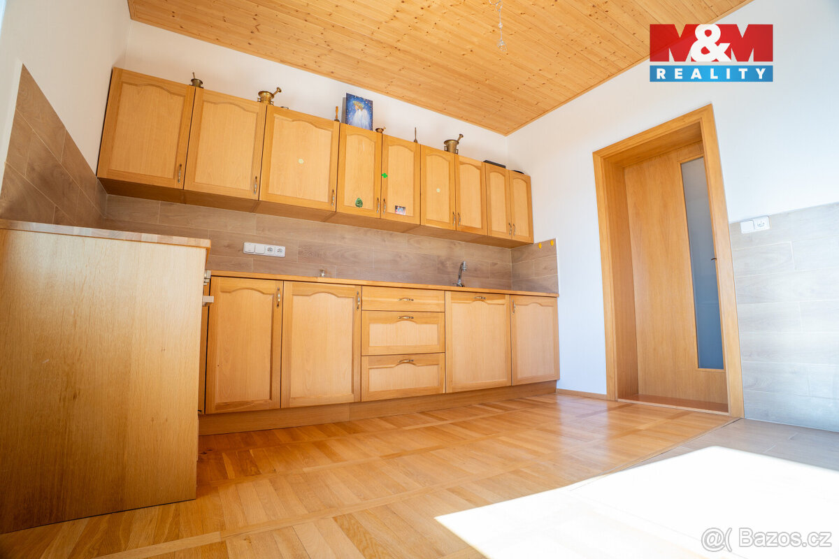 Prodej rodinného domu, 168 m², Mikulov, ul. Sadová - 16
