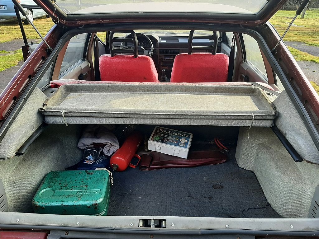 Moskvič 2141 Aleko - 16