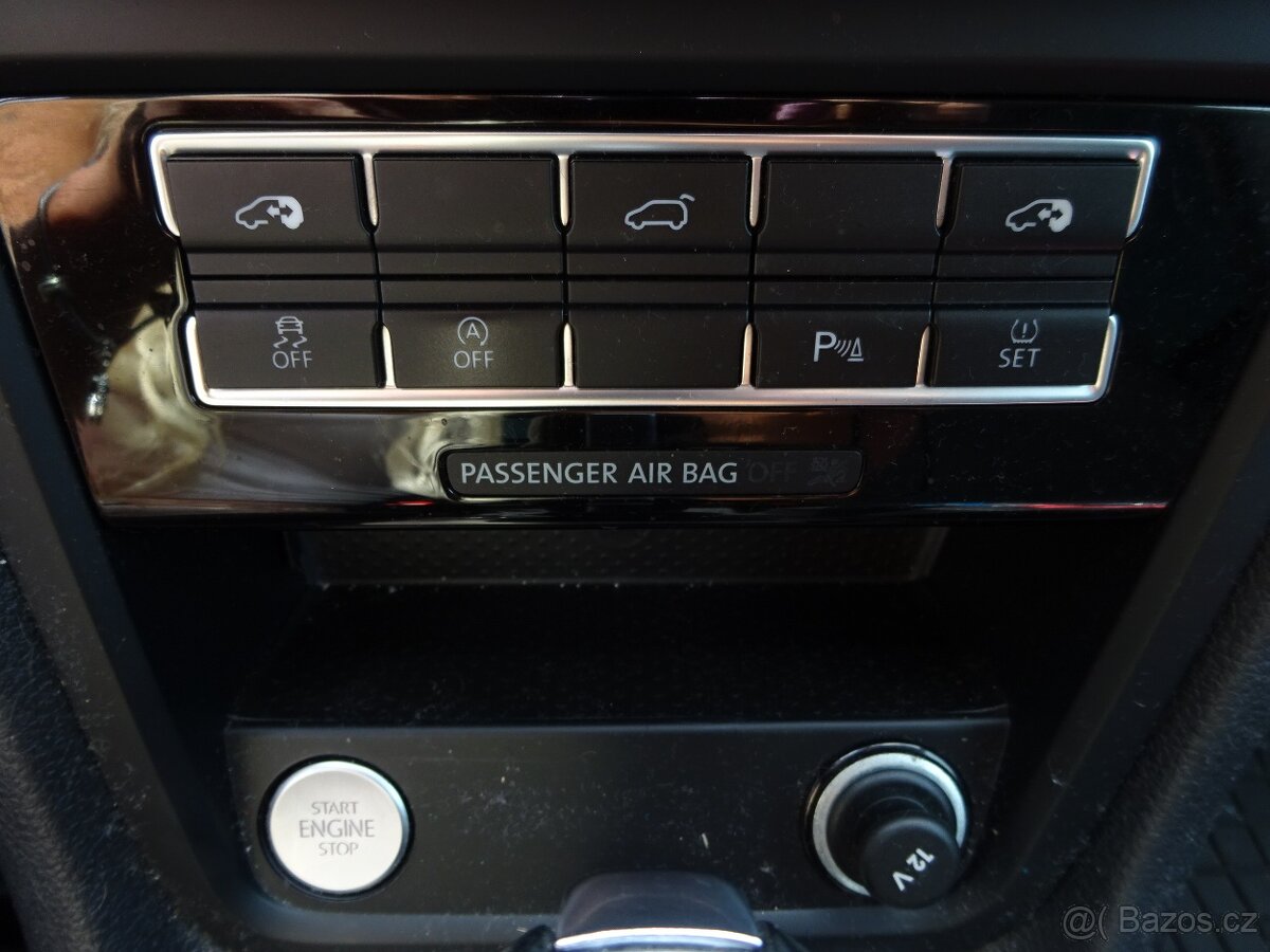 Volkswagen Sharan 2,0 TDI,garance km, 7 míst - 16