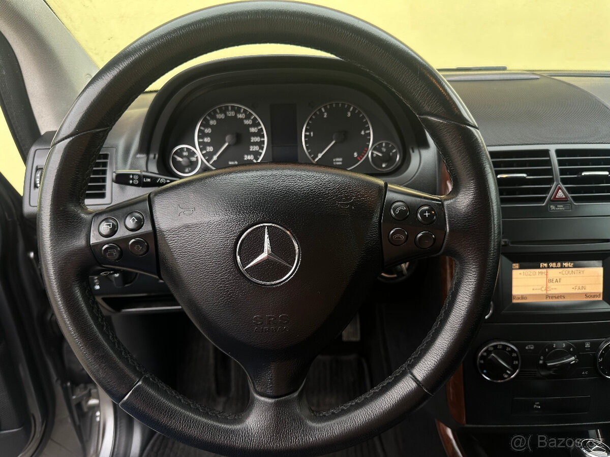 Mercedes-Benz A180 CDi Automat/1MAJ/Tempomat/ESP - 16