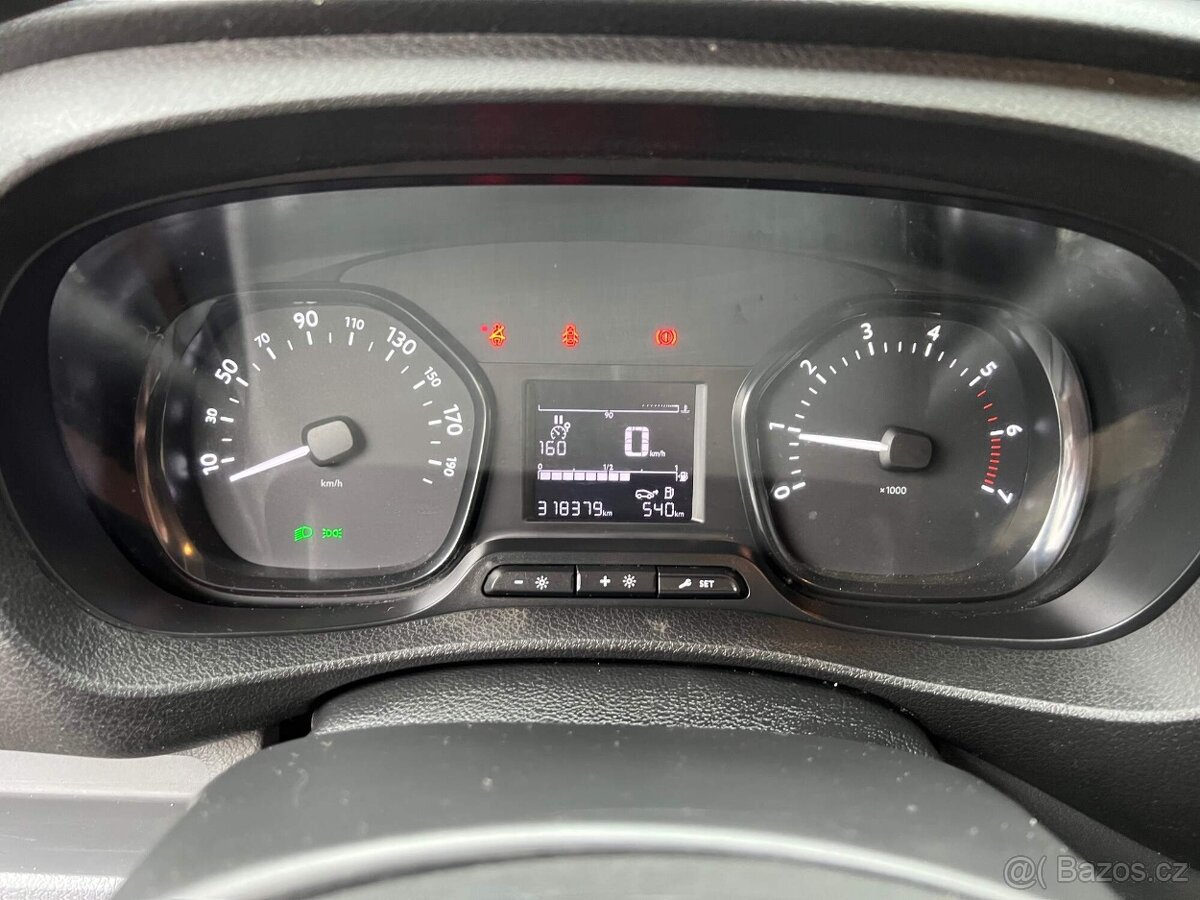 CITROEN JUMPY 2.0HDI 90kW 2018 6 míst ČR klima tažné - 16