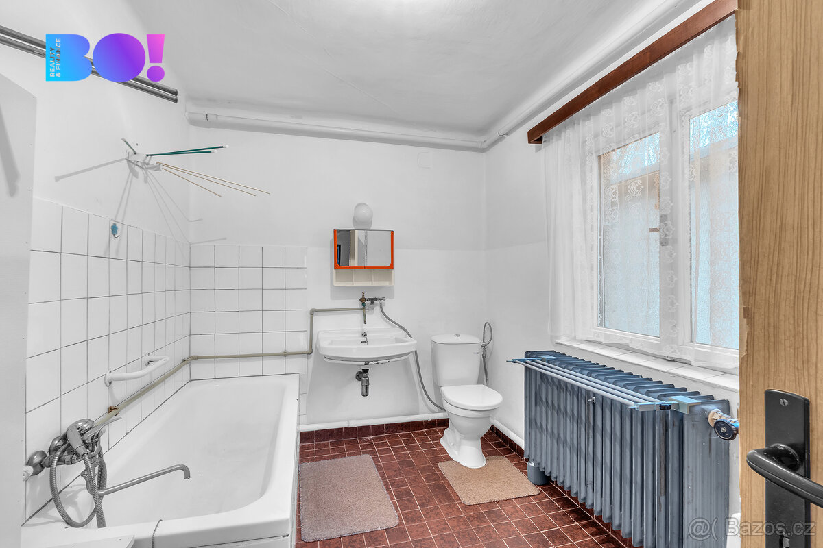 Prodej rodinného domu, 114 m2, pozemek 2068 m2, Za tratí, Tř - 16