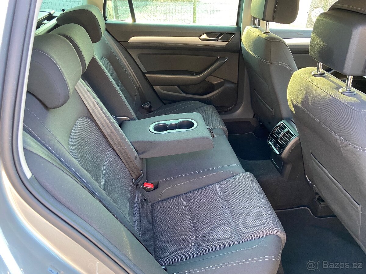 VW PASSAT VARIANT B8 model 2020 - 16