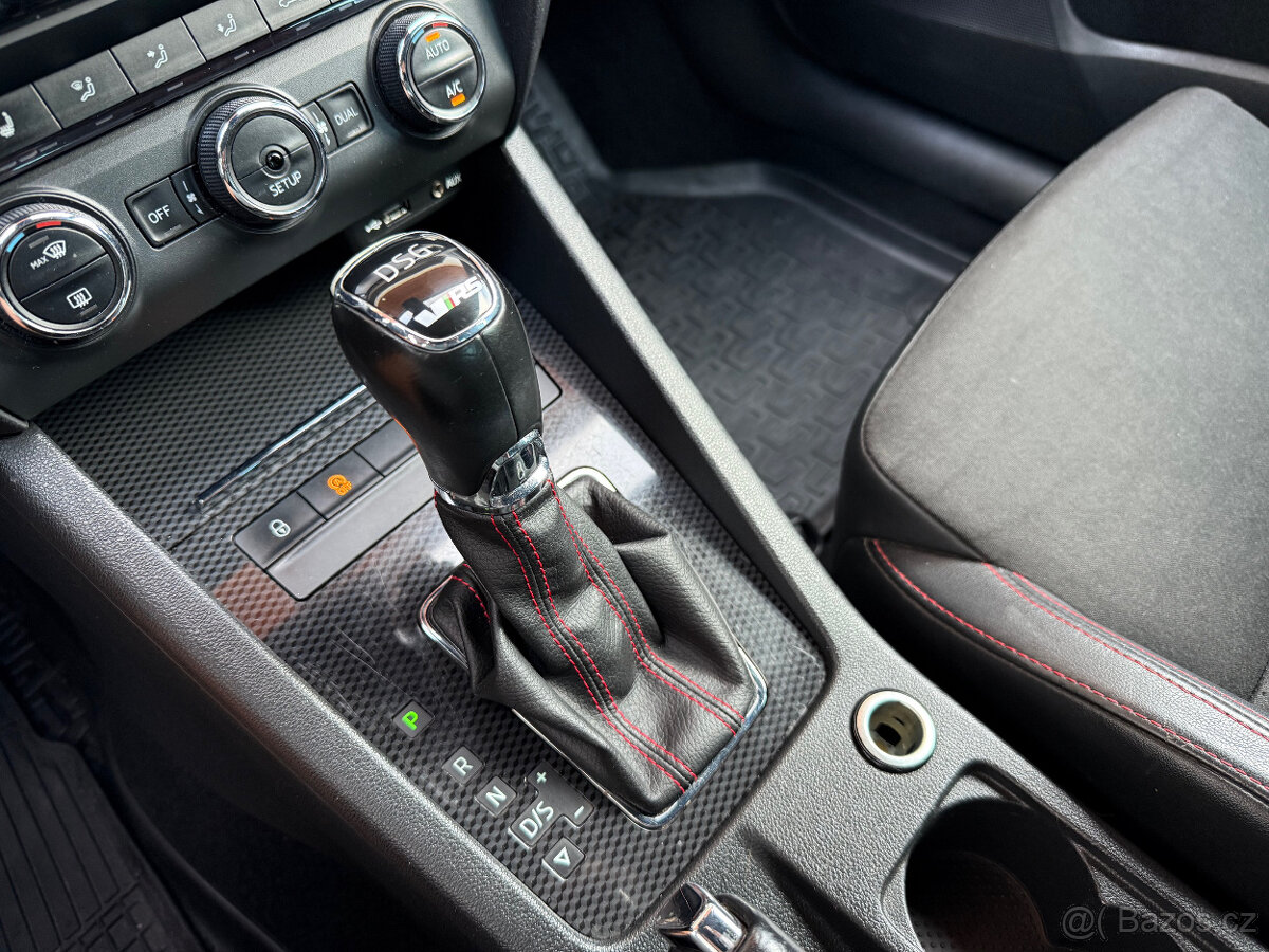 Škoda Octavia 2.0TDI RS DSG,po vekém servisu - 16