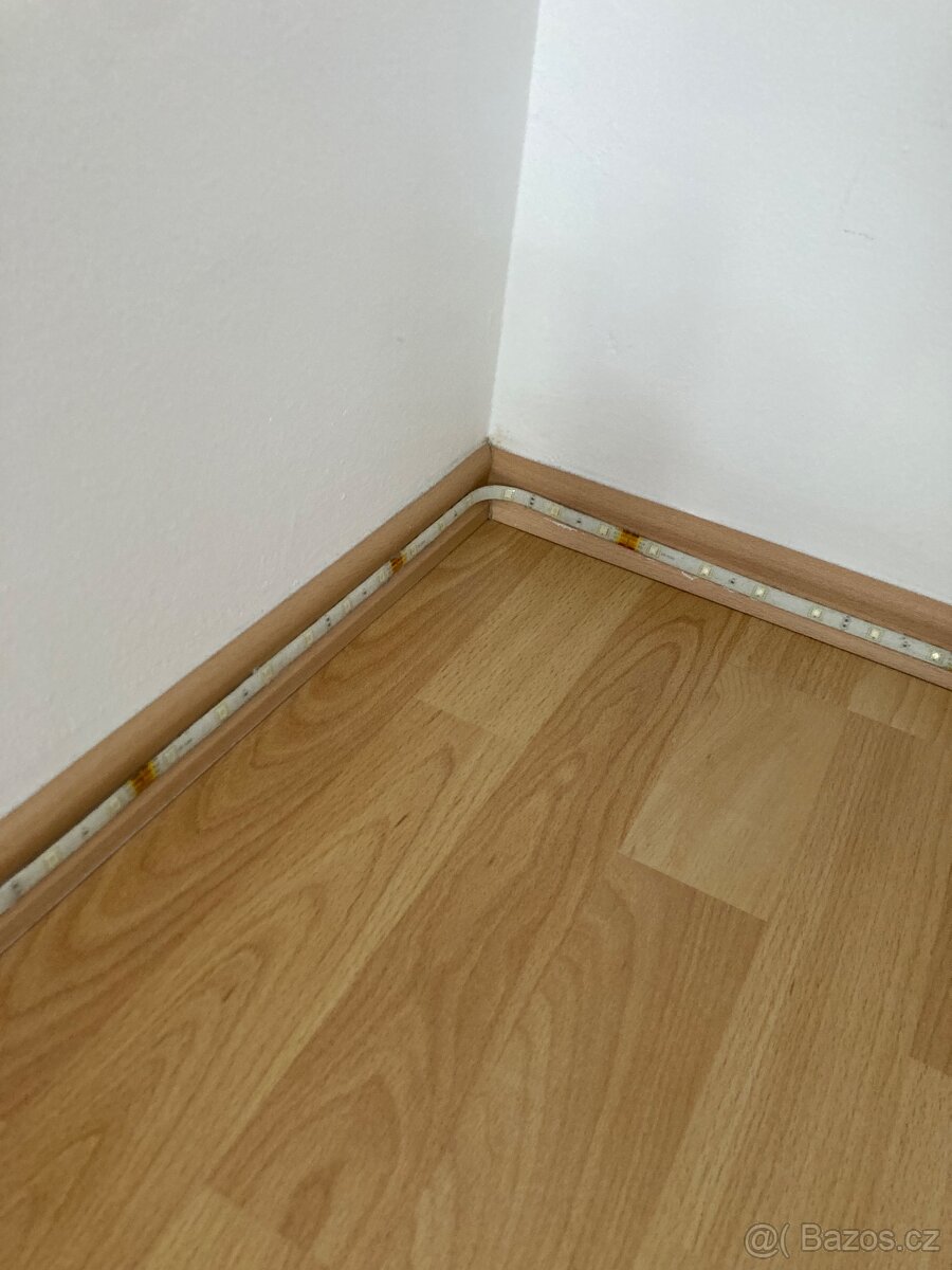 Led pásek 3m + dálkové ovládání - 16