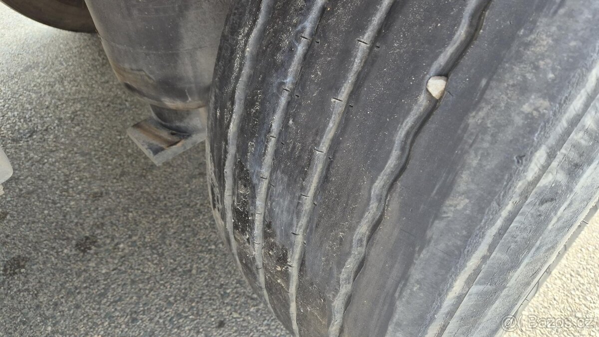 SCHMITZ CARGOBULL SKO 24/L - 13.4 FP60 COOL - mrazírenský - 16