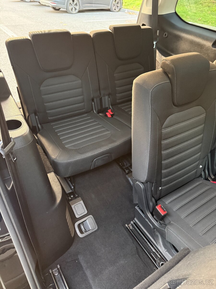 Ford Galaxy 1.5 Ecoboost 121kw—2019—Titanium—manuál—7 mist— - 16