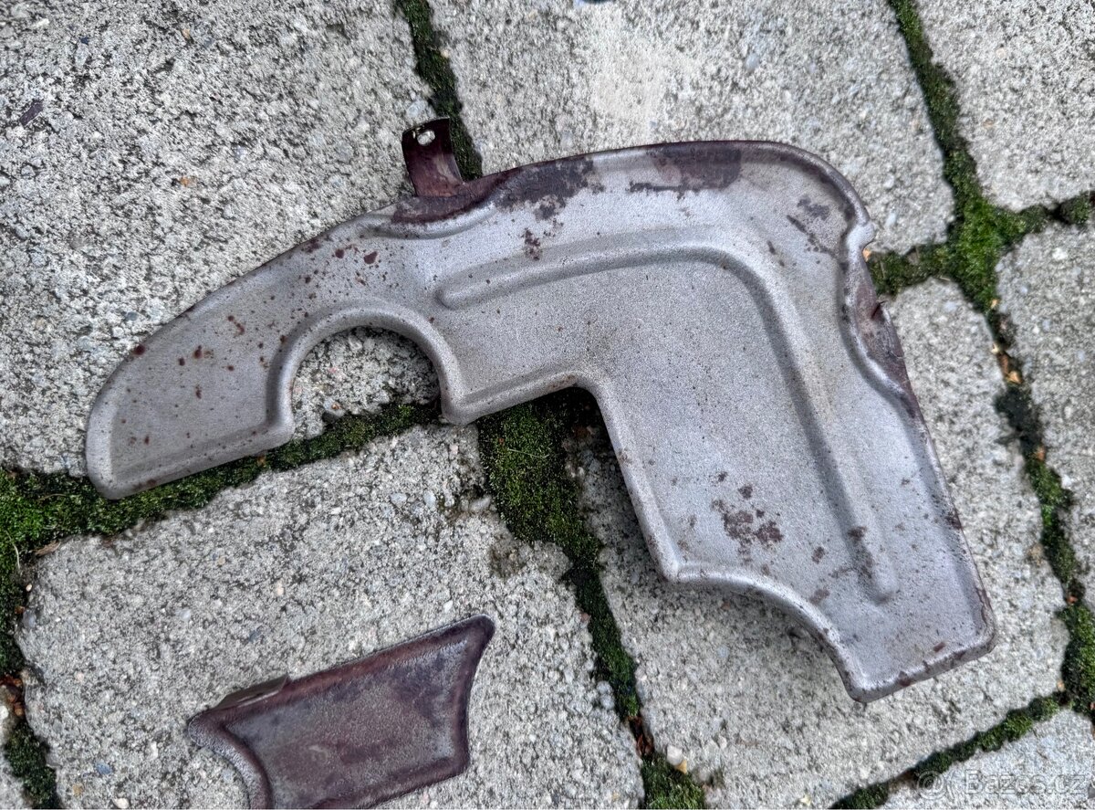 Jawa CZ 250 350 kyvacka pulhuben - poličky - 16