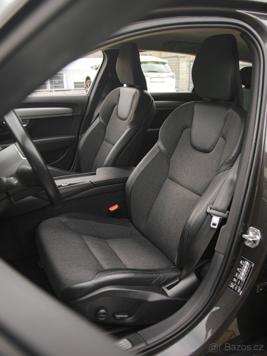 Volvo V90, CC B4 2,0/145kW AWD DPH - 16