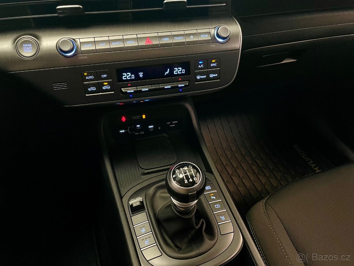 Hyundai Kona 1,6T-GDi 102kW Smart 4x2 6MT - 16