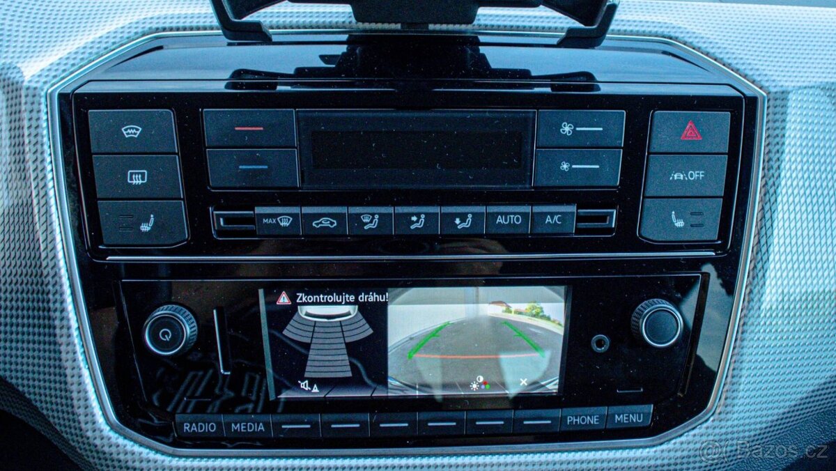 Volkswagen e-UP 2022 - 16