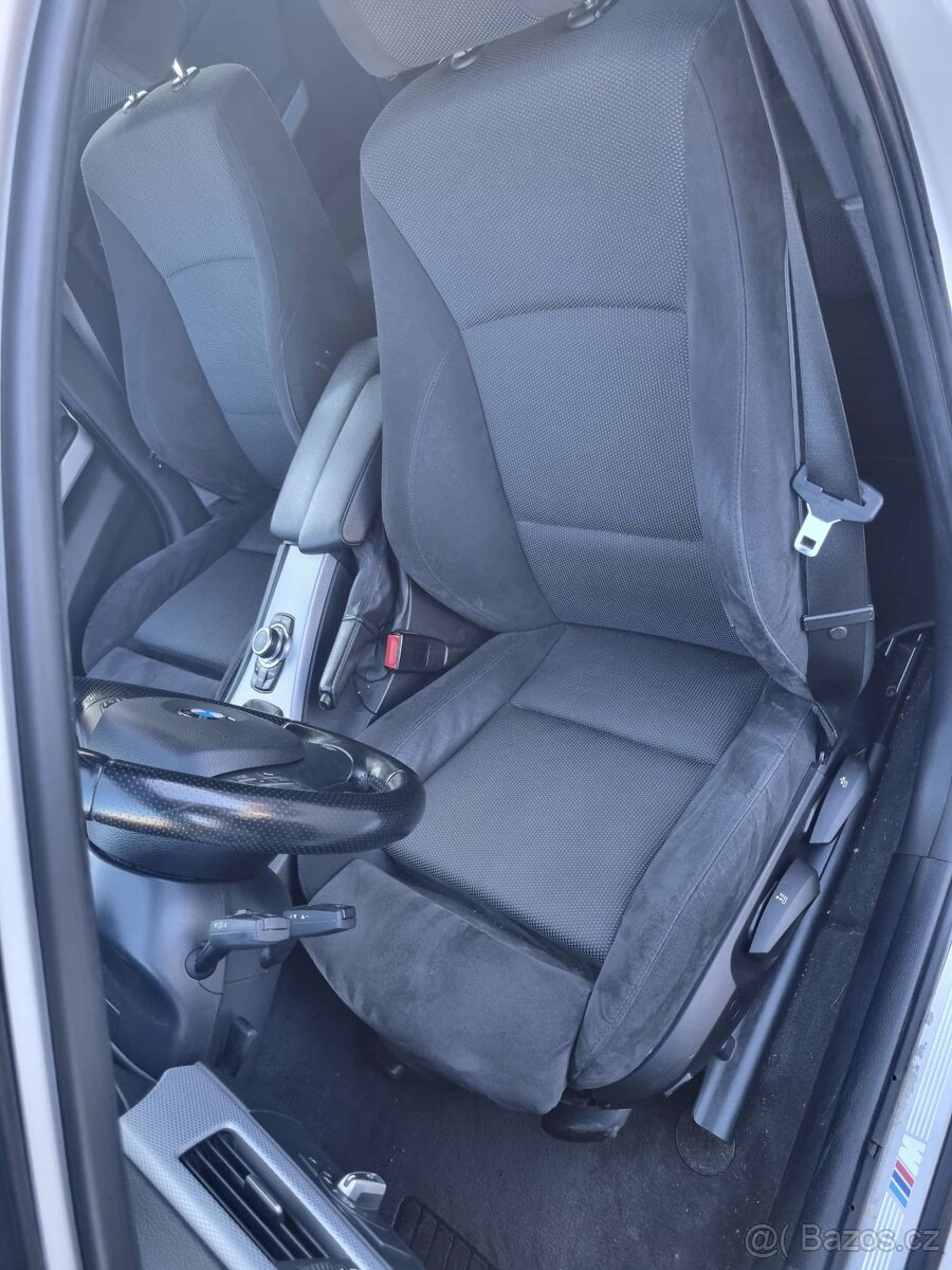 BMW E91 325D LCI 150kW Manual Tovární M Paket - 16