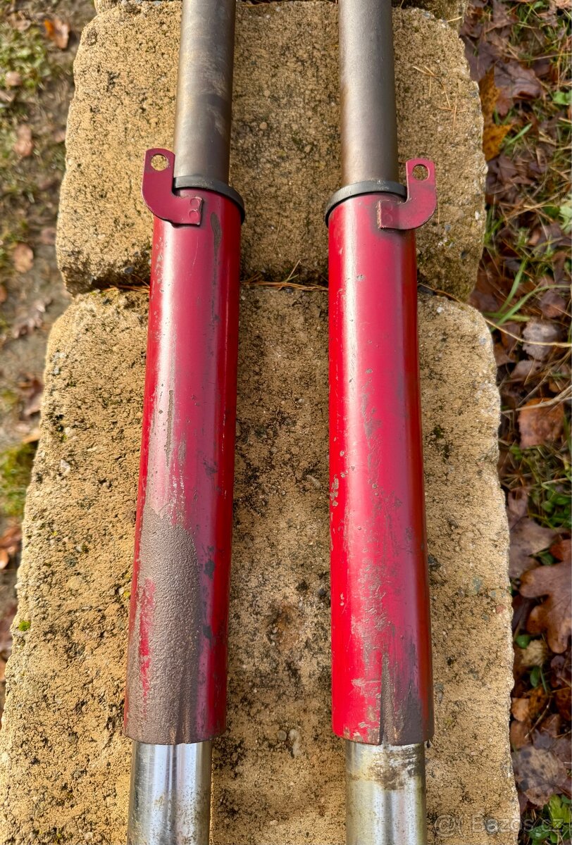 CZ 125 175 250 kývačka - přední tlumiče - 16