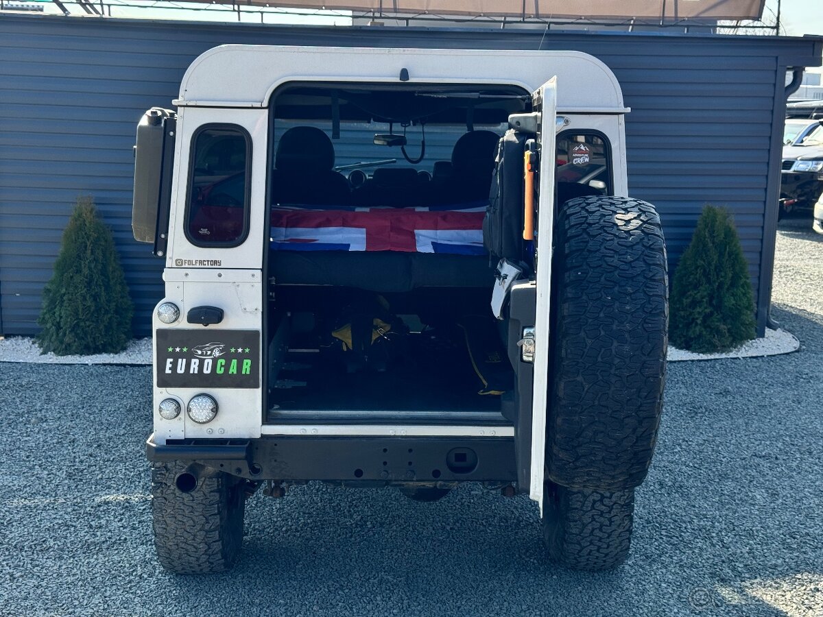 Land rover Defender 2,4 - 16