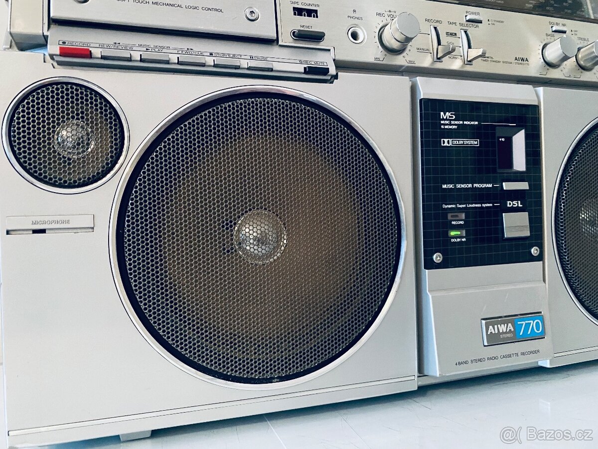 Radiomagnetofon/ghettoblaster Aiwa CS 770, rok 1981 - 16