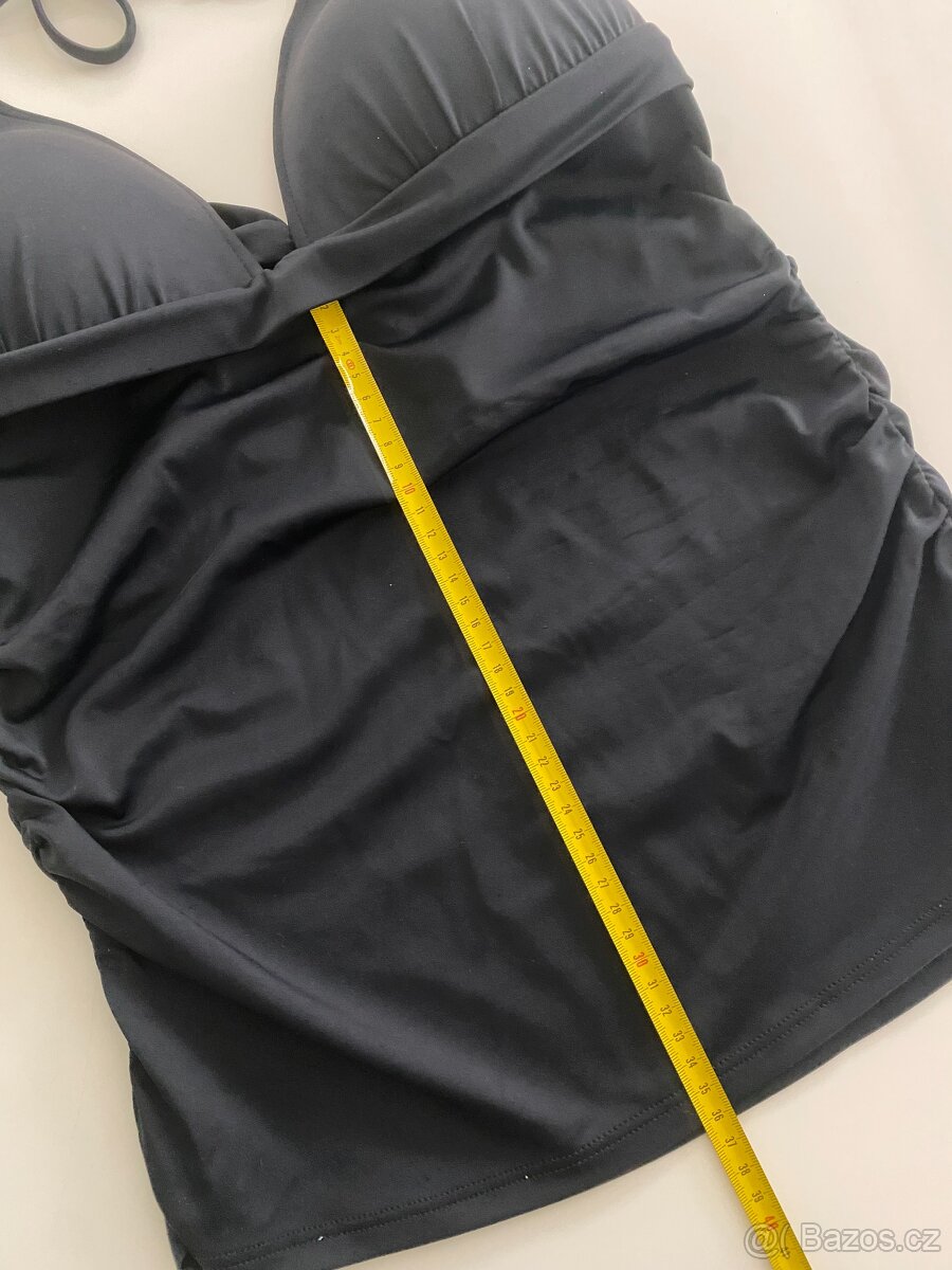 Tankiny - vrchní díly, vel. M - L - 16