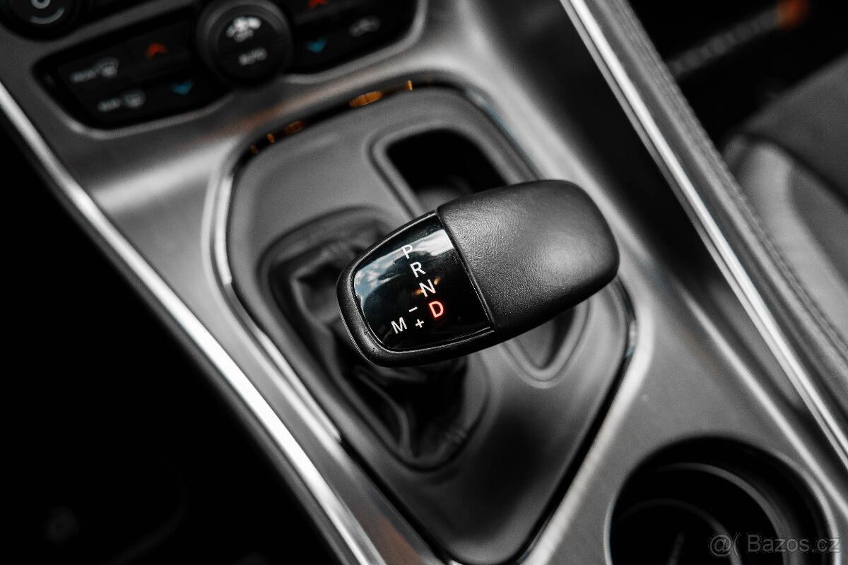 Dodge Challenger 392 Hemi Scat Pack Shaker - 16