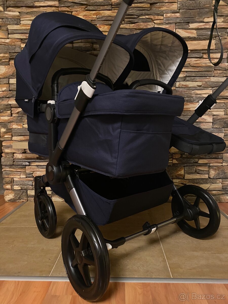 Aktuální model Bugaboo Donkey 5 Classic navy - 16