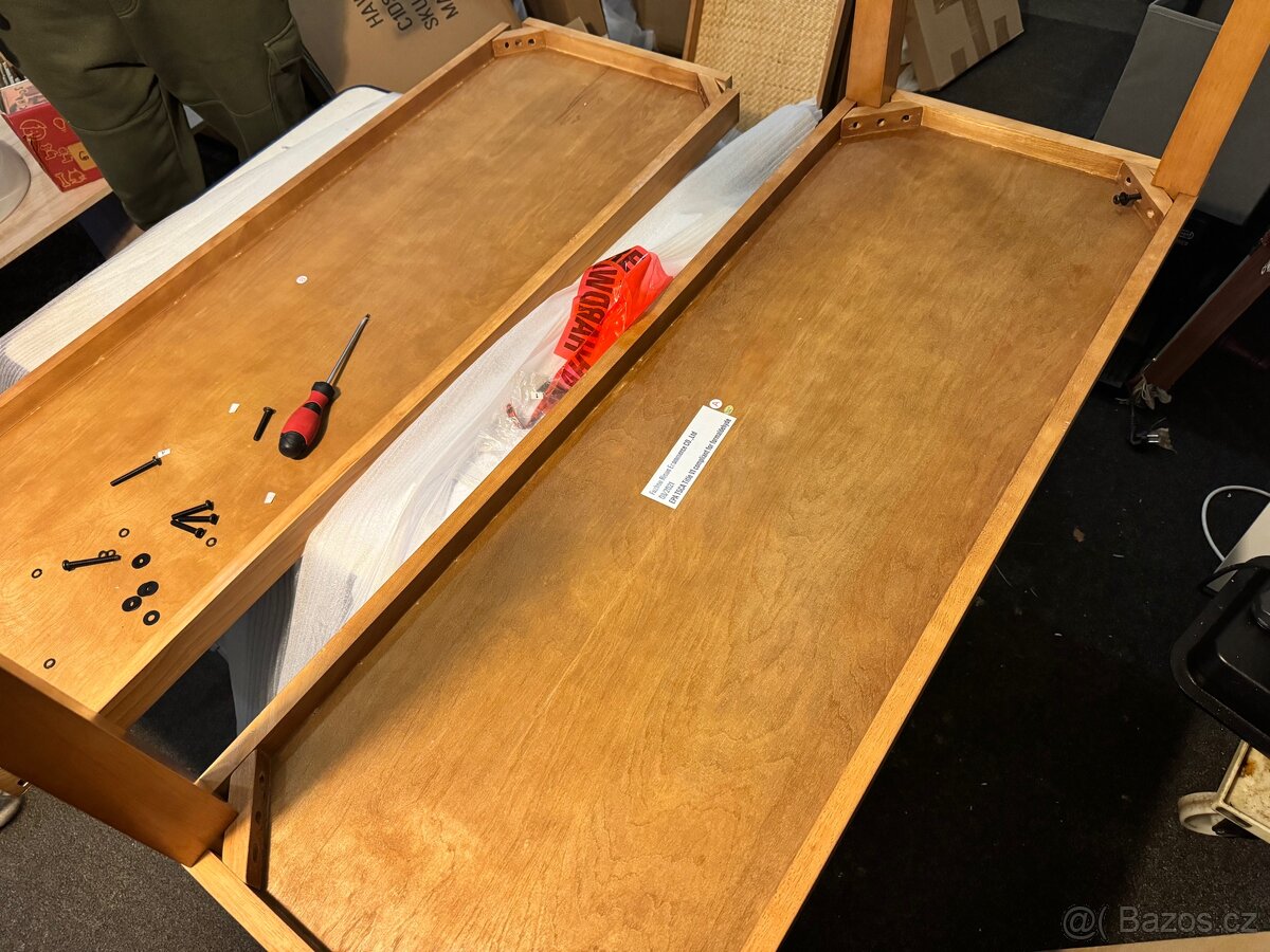 Krásný NOVÝ Dřevěný konzolový-servírovací stůl - 16