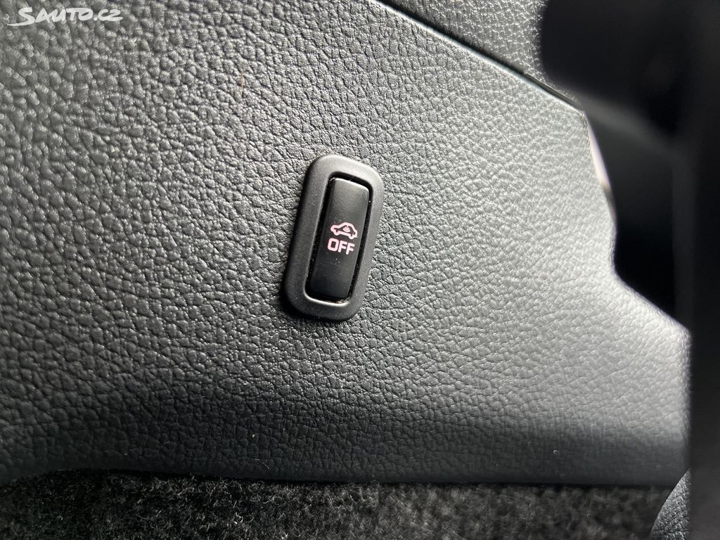 🚗 Volkswagen Polo Cross 1.2TSi 66kw TEMPOMAT ALU - 16