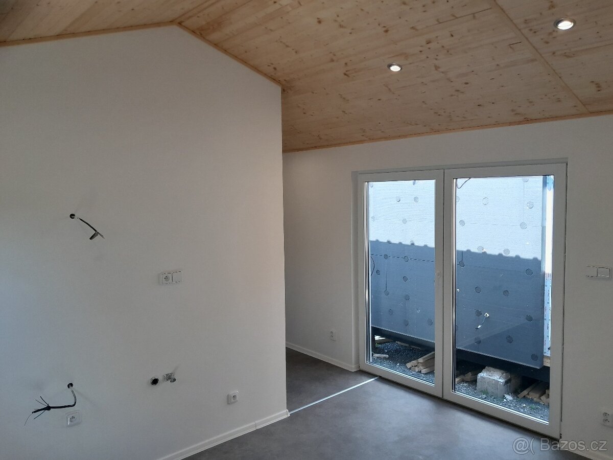 Jednomodul 15x4.5,...67.5 m ², 4+KK - 16