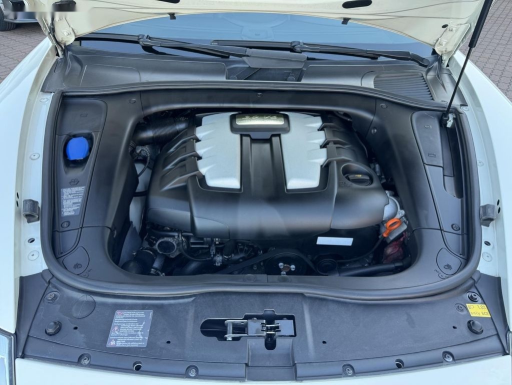 Porsche Cayenne,Diesel 176kW - 16